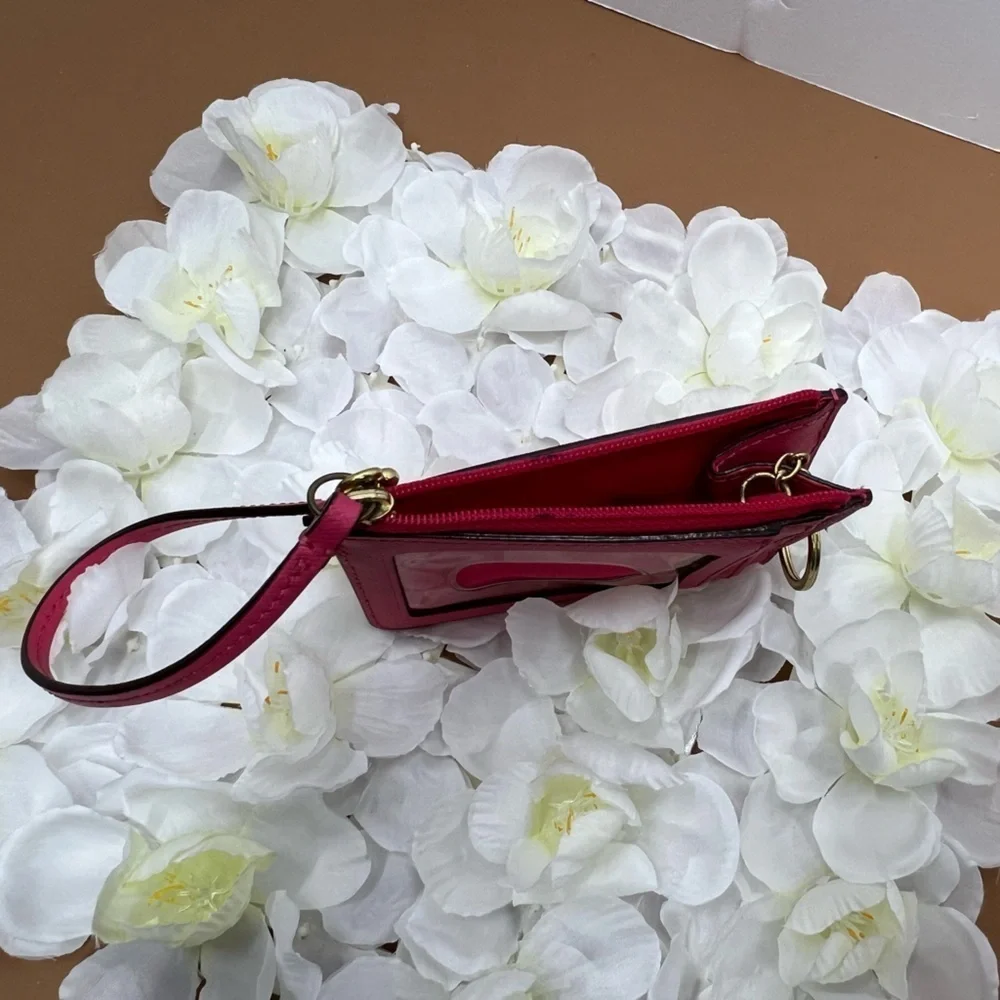 COACH  small Pink wallet